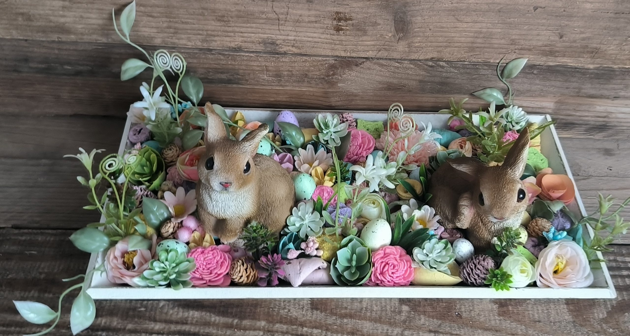 🌸🐰 Tavaszi Nyuszis Virágmező – Mesés dekoráció 40 × 21 cm-en 🐰🌸