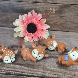 Alvó őzike - barna