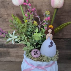 Hercegnős tavaszi asztaldísz